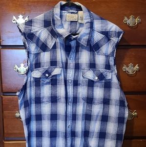 Mens sleeveless button down shirt